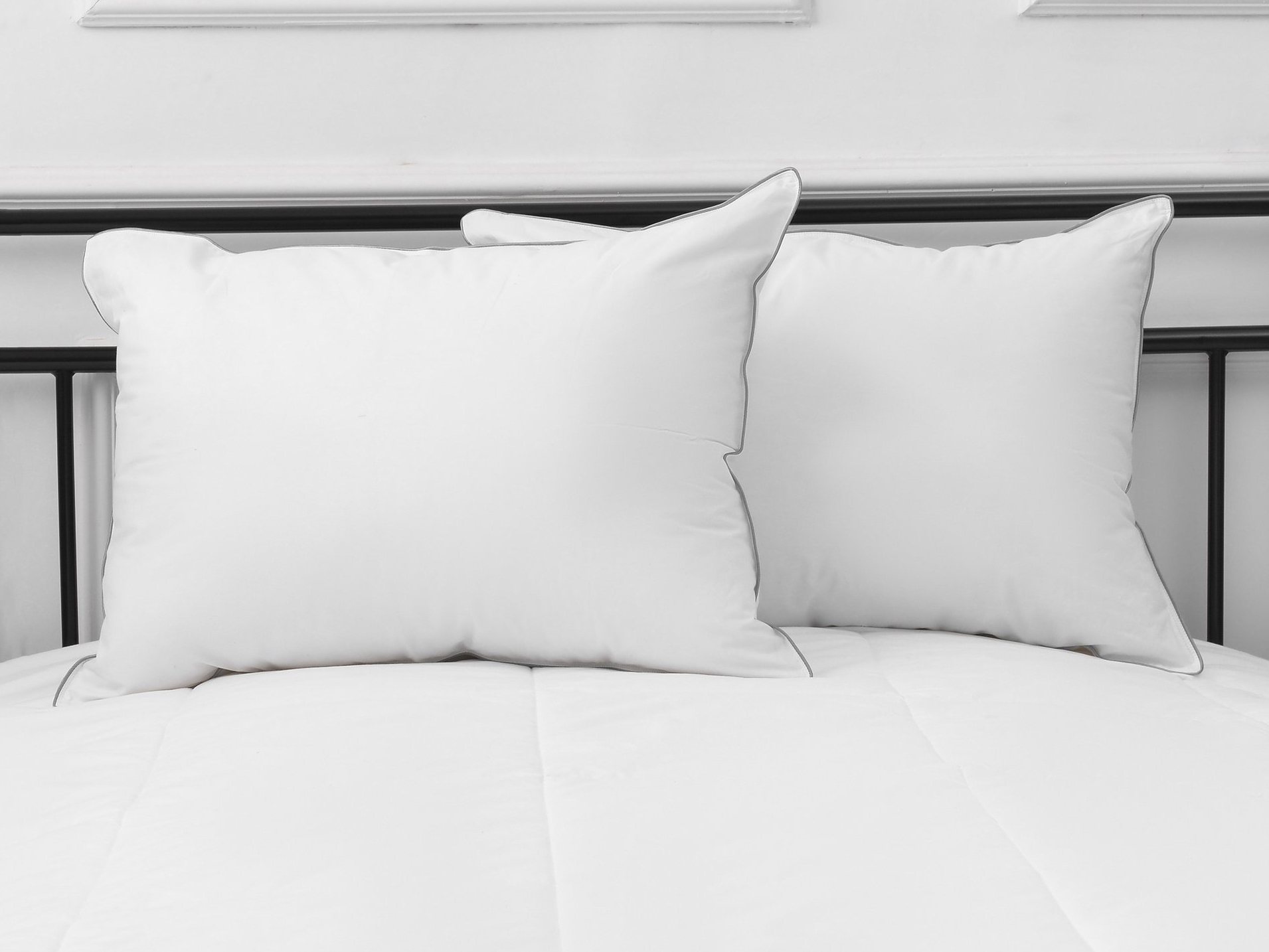 SilverClear Hotel Standard Pillow